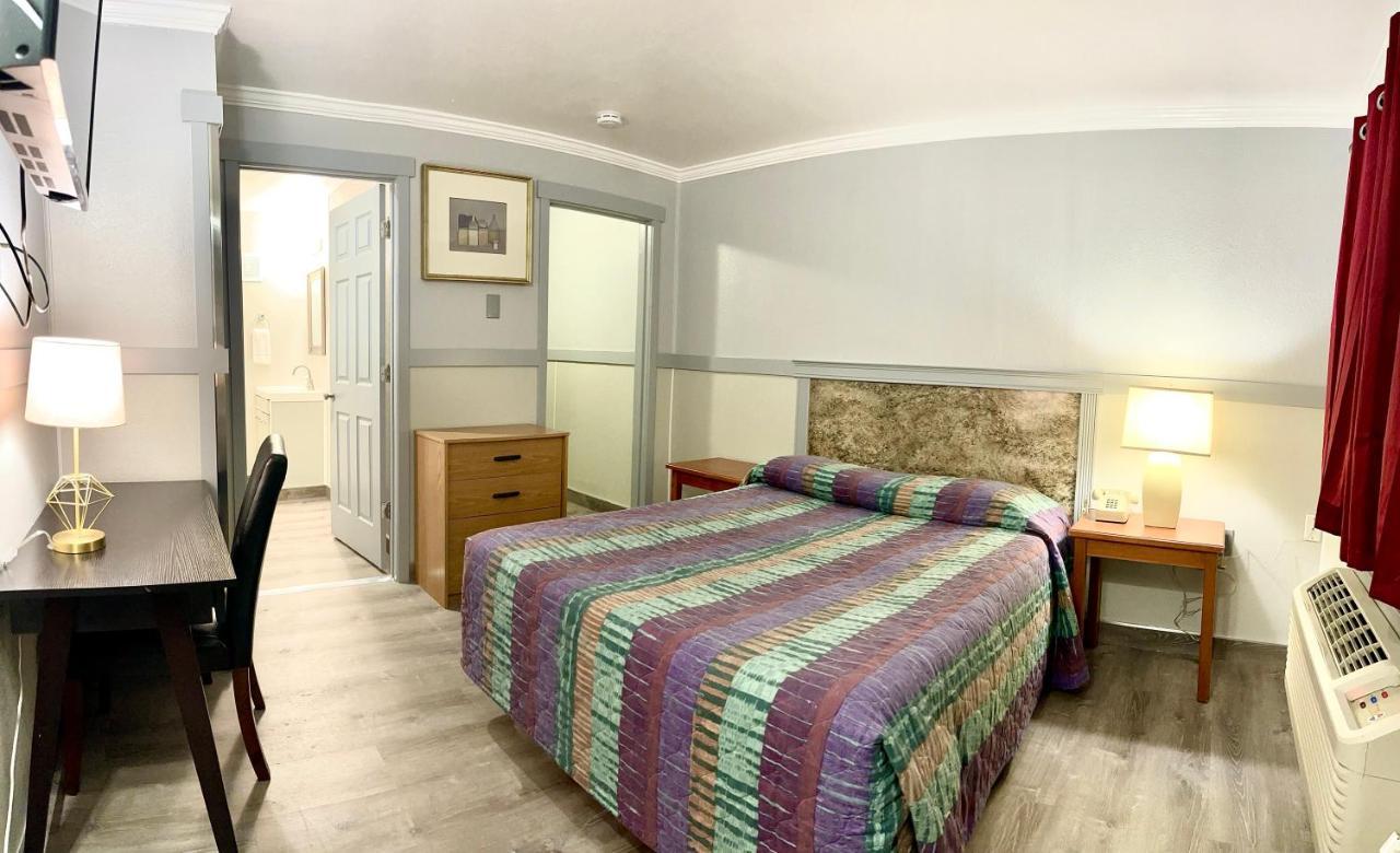 אדמונדס Emerald Best Motel מראה חיצוני תמונה